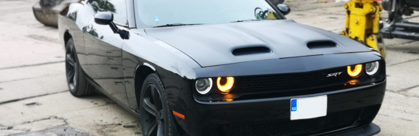 dodge challenger